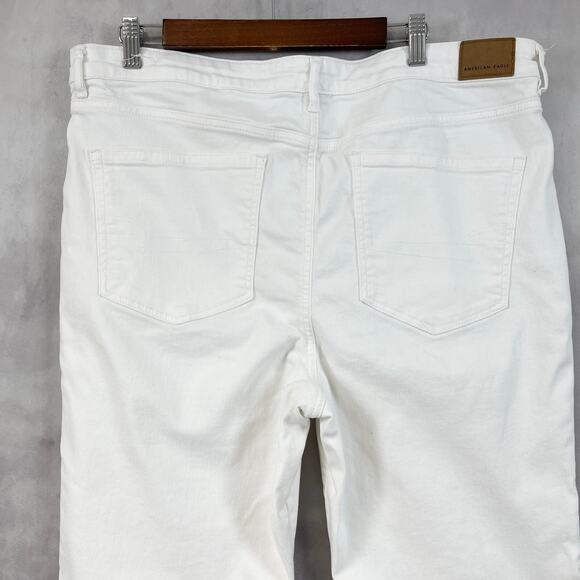 American Eagle Womens Jeans Super High Rise Flare Sz 18 Short Button Fly Stretch - Picture 4 of 13